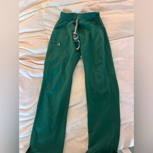 FIGS LIMITED KADE CARGO SCRUB PANTS HUNTER GREEN, XXS